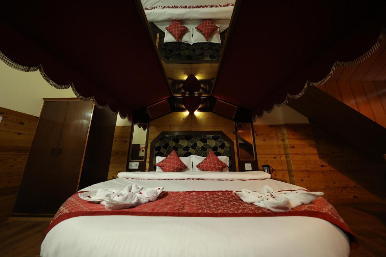 Hotel Yak Manāli Екстериор снимка